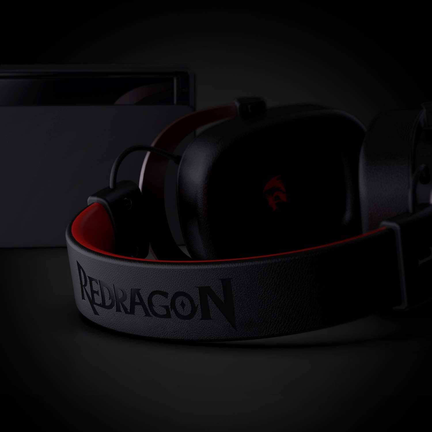 Redragon H510 Zeus Wired Gaming Headset – 7.1 Surround Sound, 53mm Drivers, Detachable Mic, USB + 3.5mm
