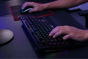 Redragon K552 KUMARA Mechanical Gaming Keyboard – Red Switches – Rainbow - عربي/eng